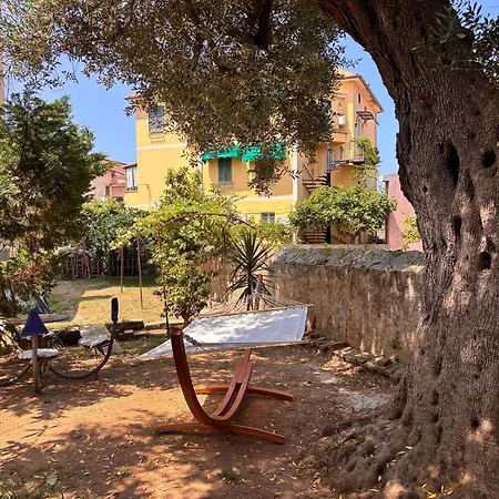 Villino Troccoli, Morena *